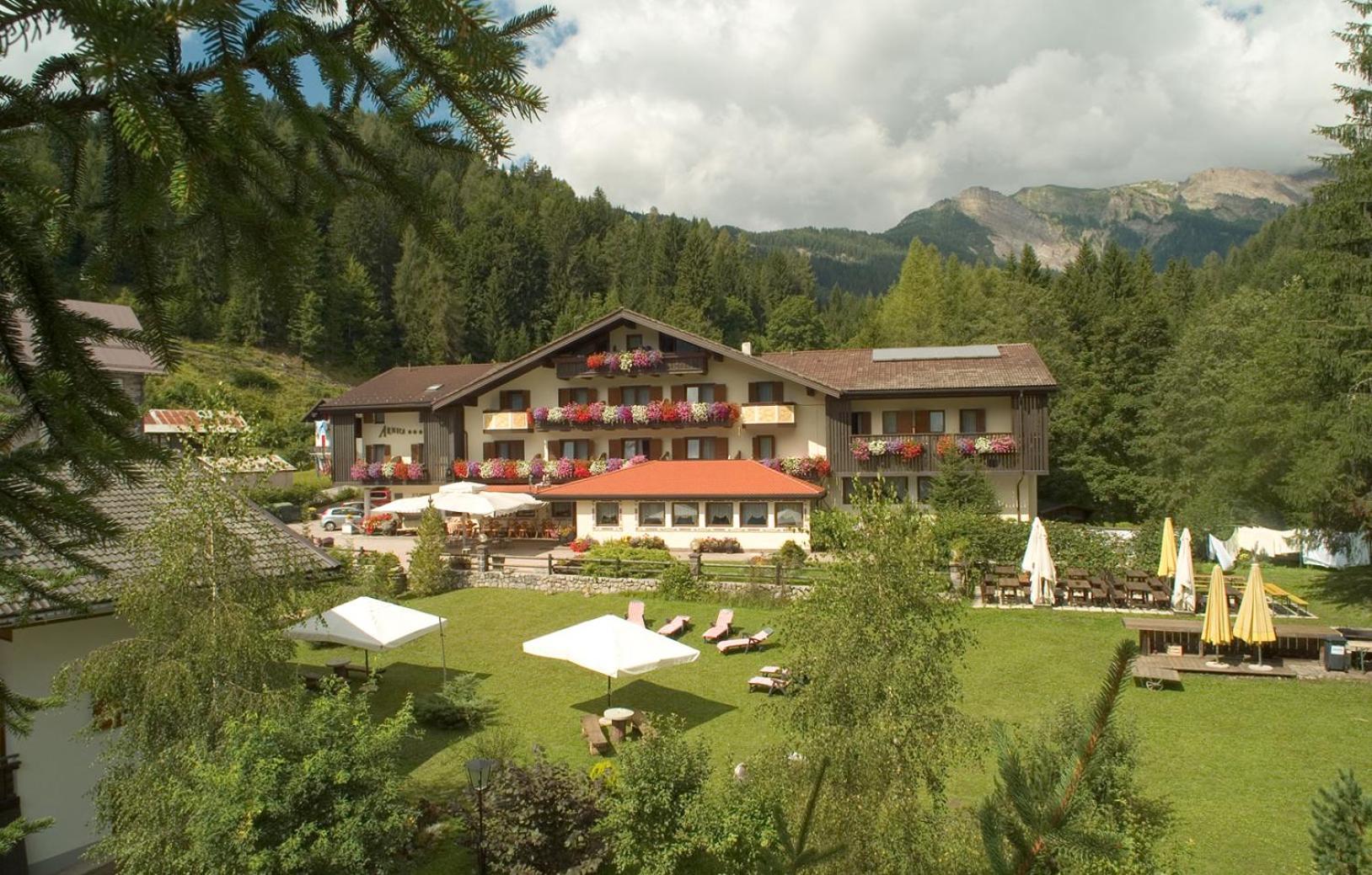 Park Hotel Arnica Falcade Exterior foto